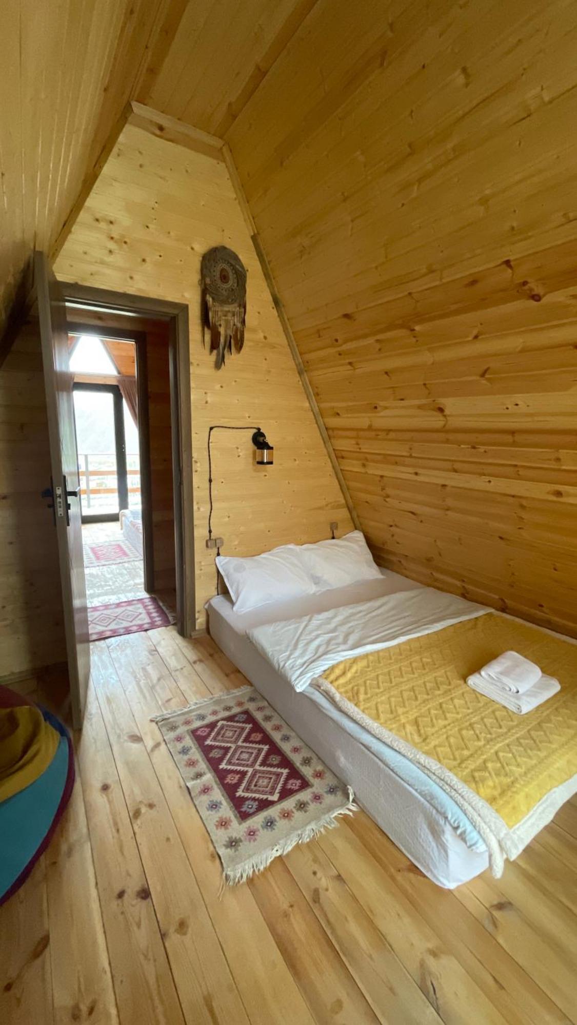 Aura Cottages Kazbegi Luaran gambar