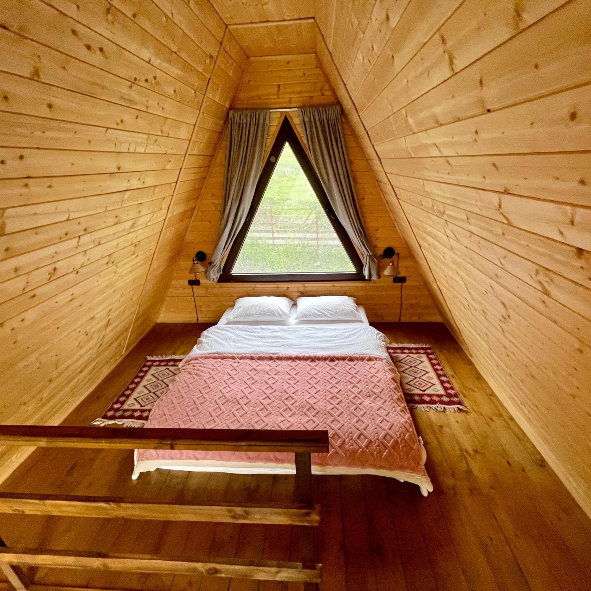 Aura Cottages Kazbegi Luaran gambar